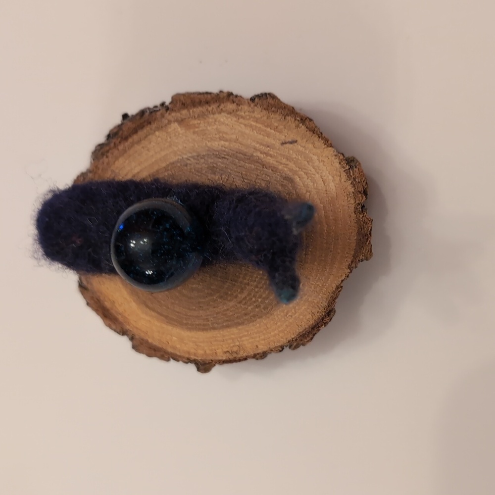 Felt Snail With Marble Shell - Picture 2 of 3